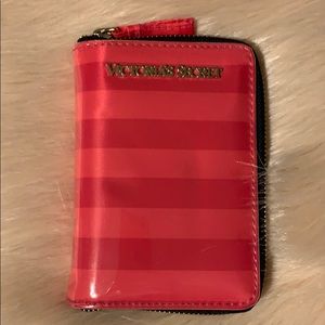 Victoria’s Secret Travel Makeup Brush Set